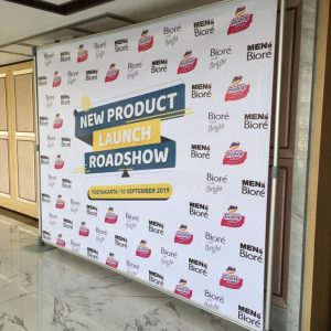 Wallbanner 3m x 2.25m